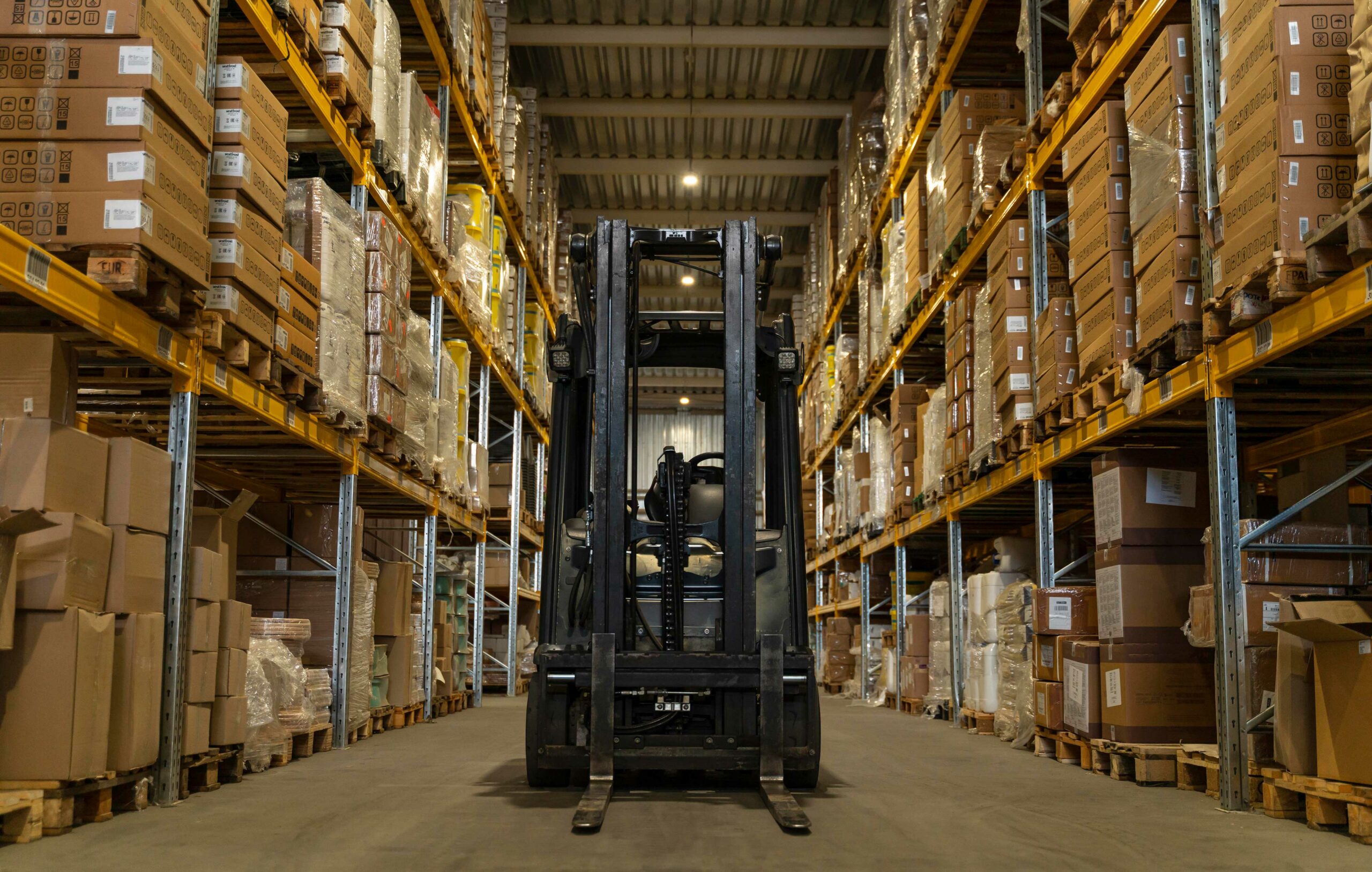 deposito merci aziende commercianti e conto terzi